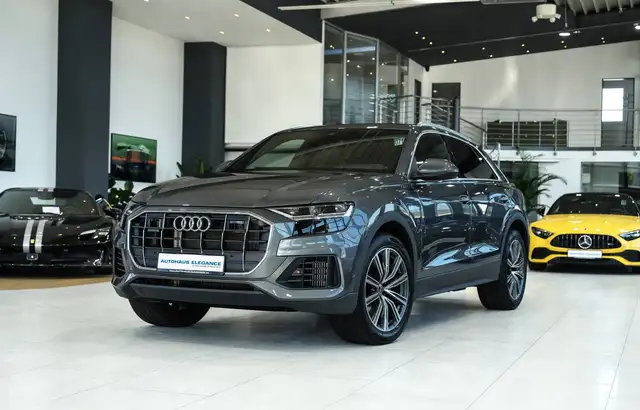 Audi Q8 55 TFSI quattro*S-LINE*HEAD-UP*SOFT-CLOSE*R21