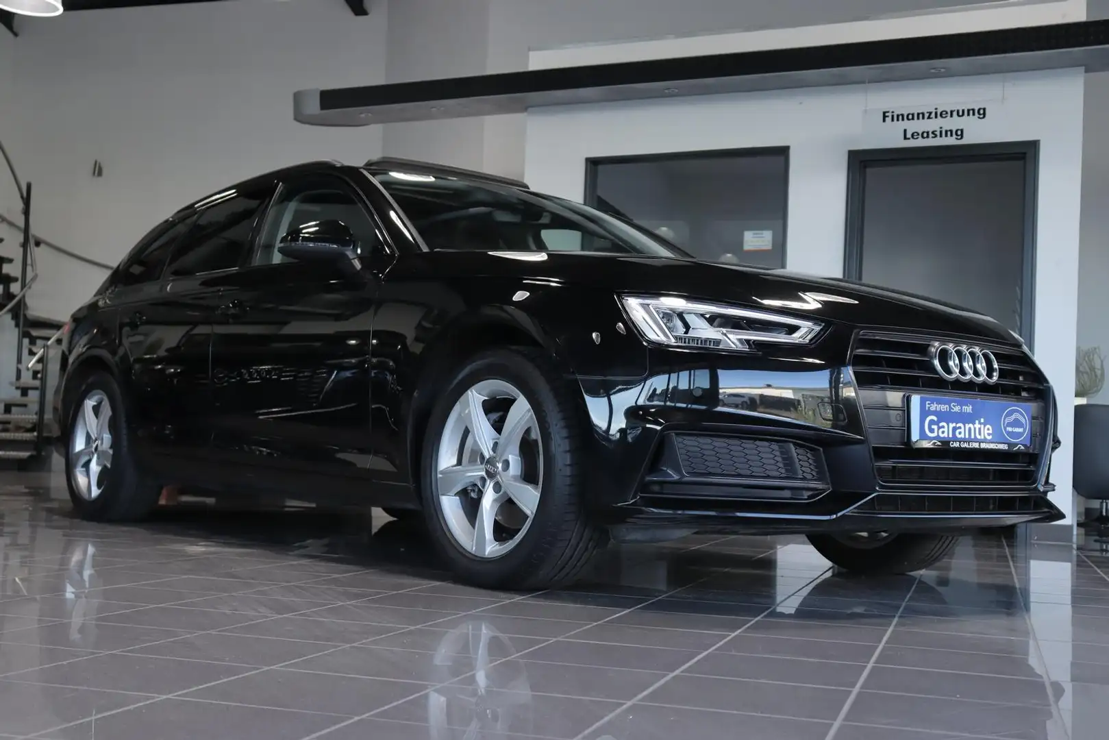 Audi A4 2.0 TDI 40 TDI sport*PANORAMA*VIRTUAL*AHK* Schwarz - 2