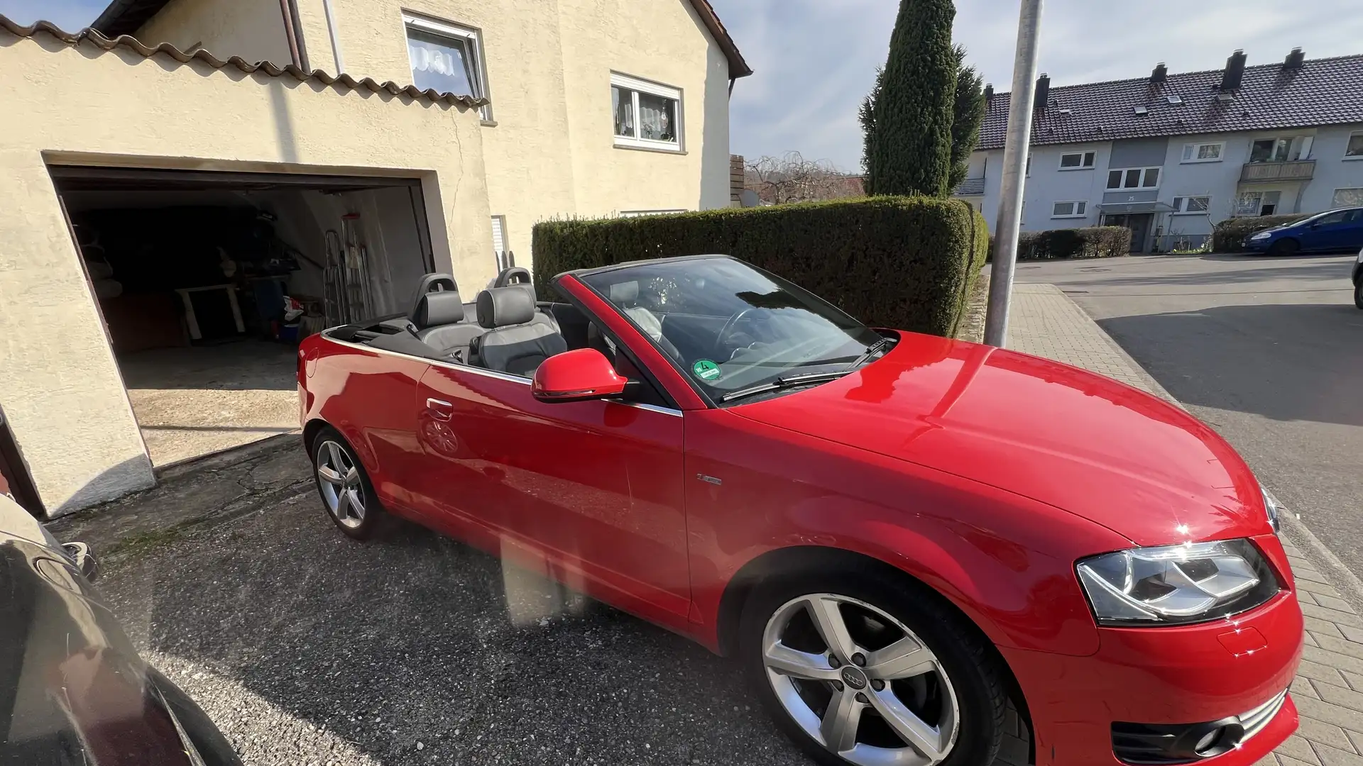 Audi A3 S line Sportpaket / plus Rot - 2