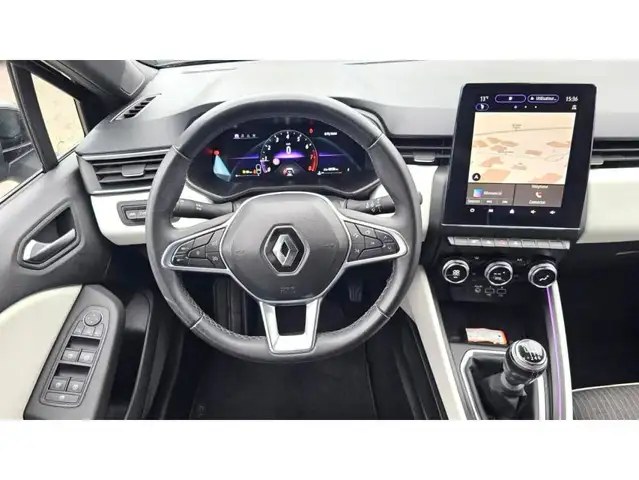 Renault Clio view 7