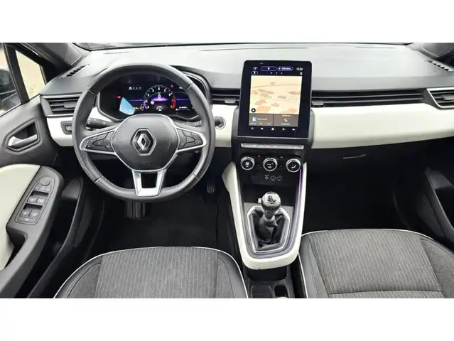 Renault Clio view 4