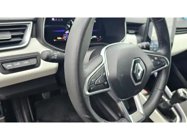 Renault Clio view 6