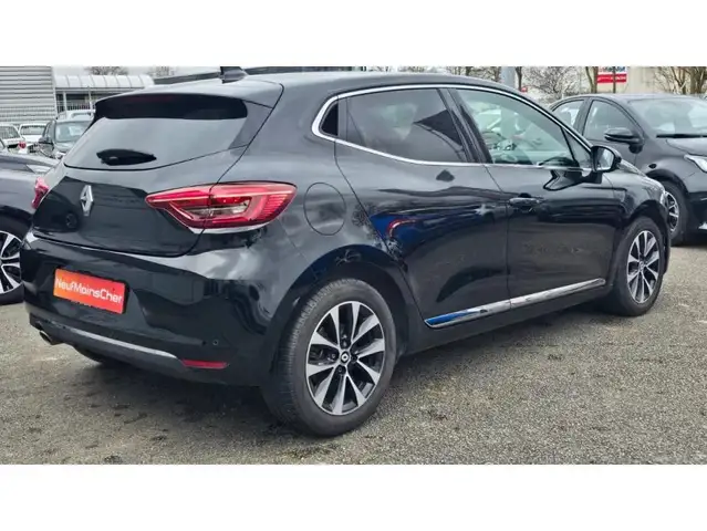 Renault Clio view 3