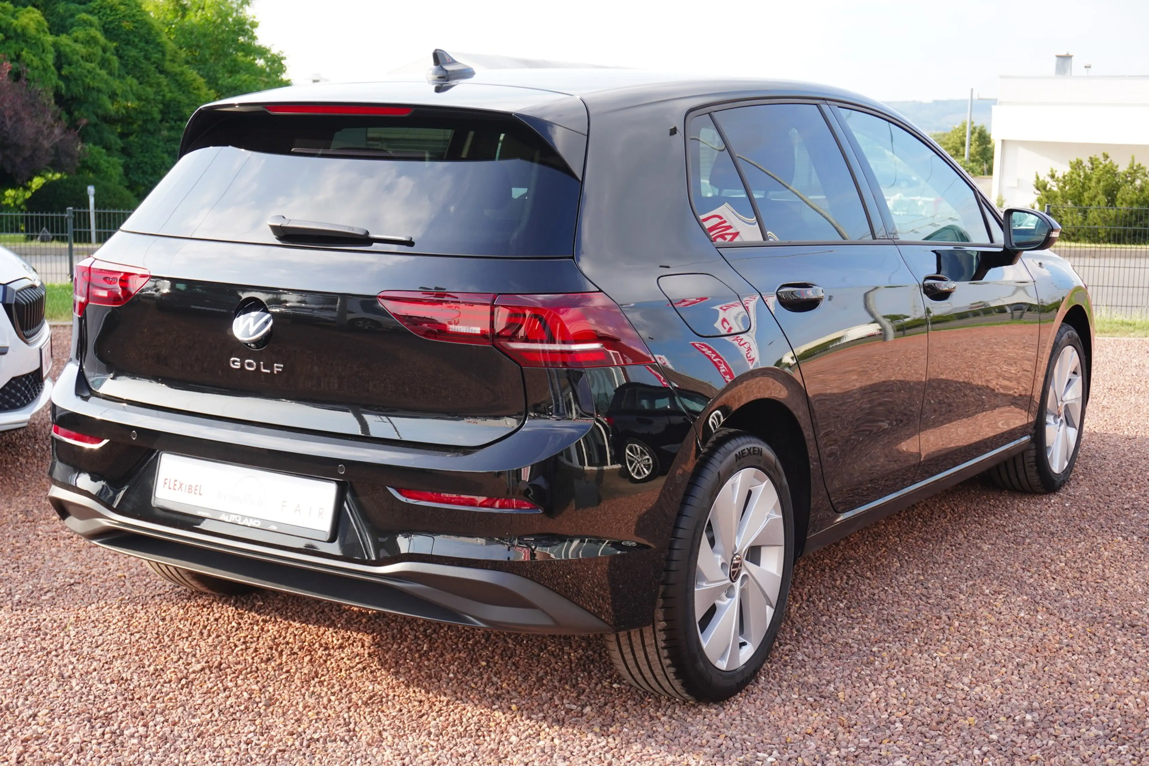 Volkswagen Golf VIII 1.5 TSI LED ACC Kamera — photo 4