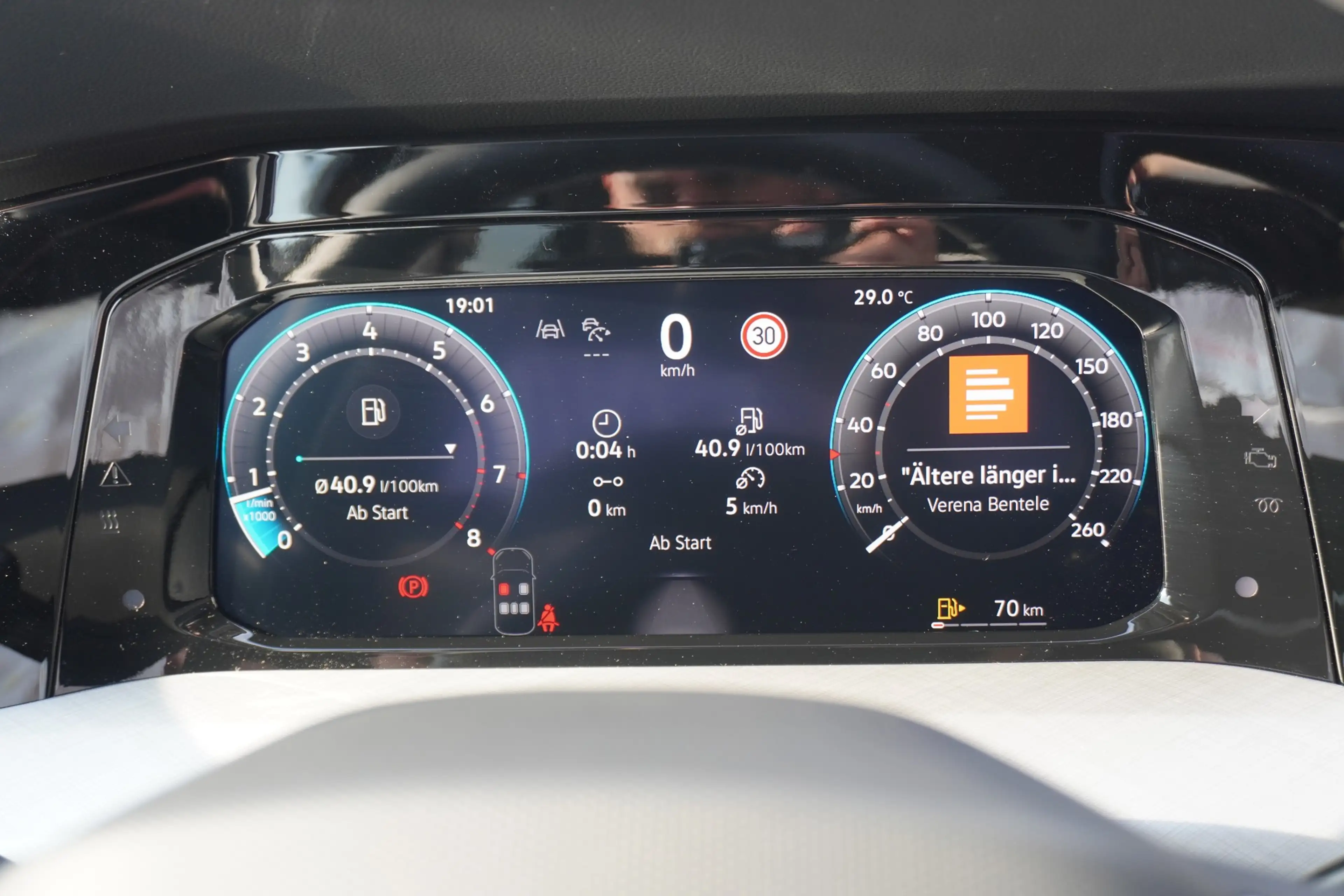 Volkswagen Golf VIII 1.5 TSI LED ACC Kamera — photo 19