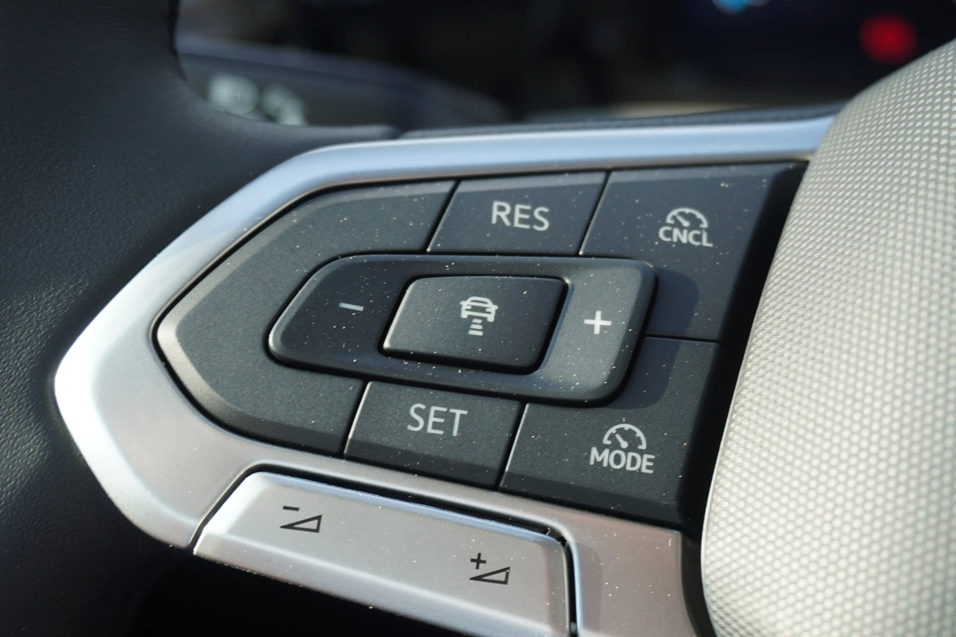 Volkswagen Golf VIII 1.5 TSI LED ACC Kamera — photo 18