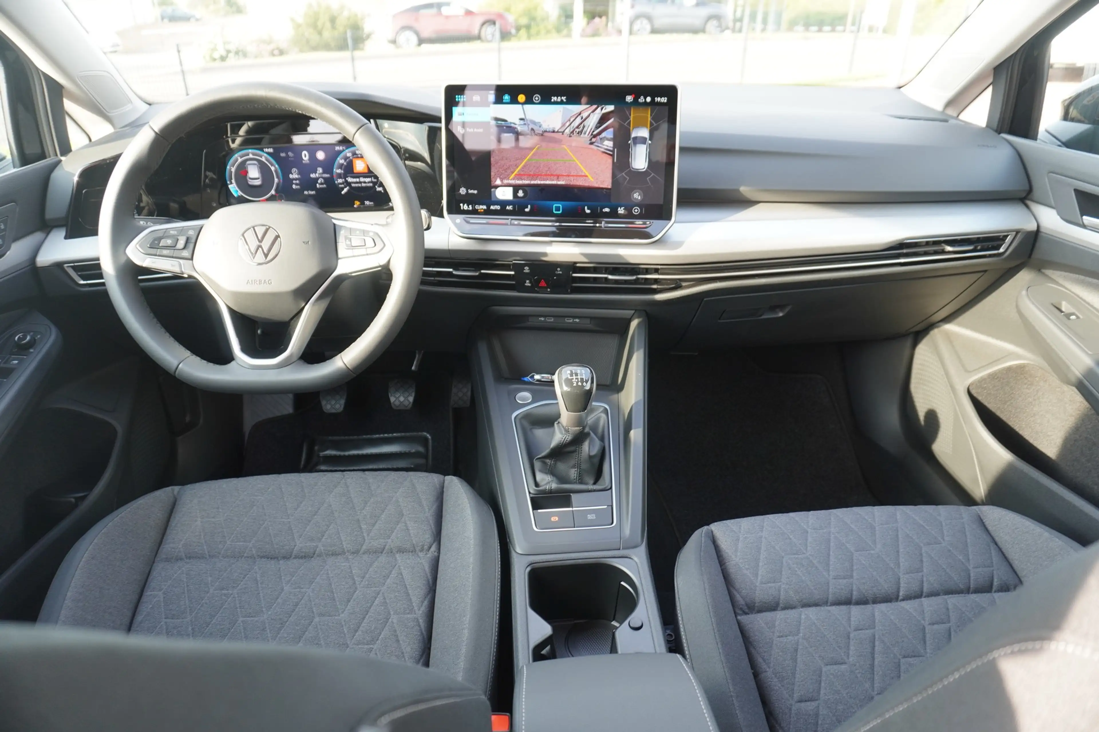 Volkswagen Golf VIII 1.5 TSI LED ACC Kamera — photo 25