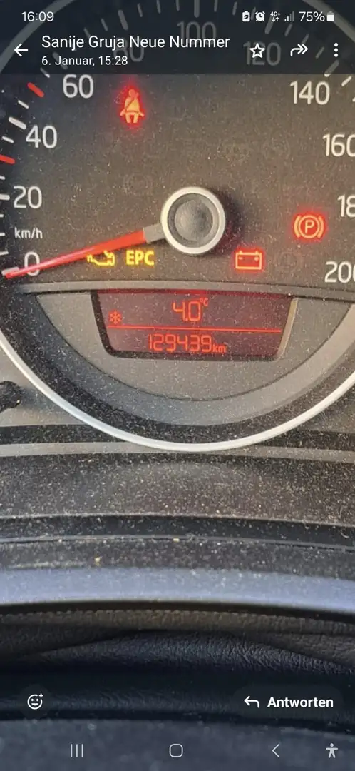 Volkswagen up! black - 1