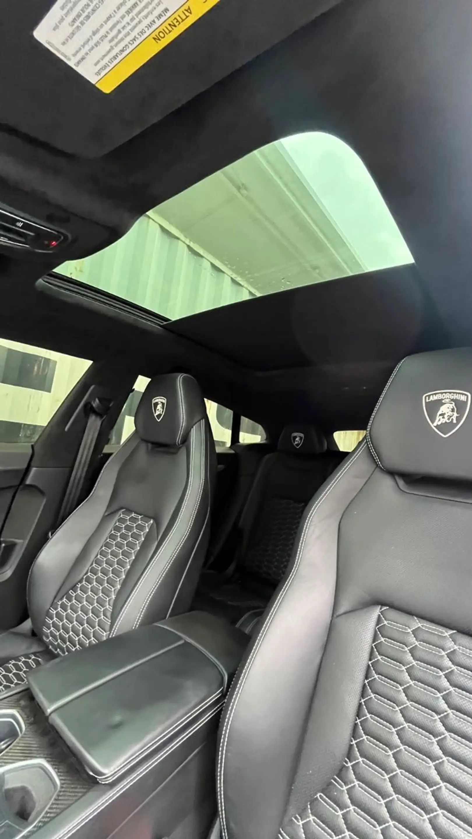 Lamborghini Urus PerformanceOptik *23" Airokit Tieferlegung — photo 15