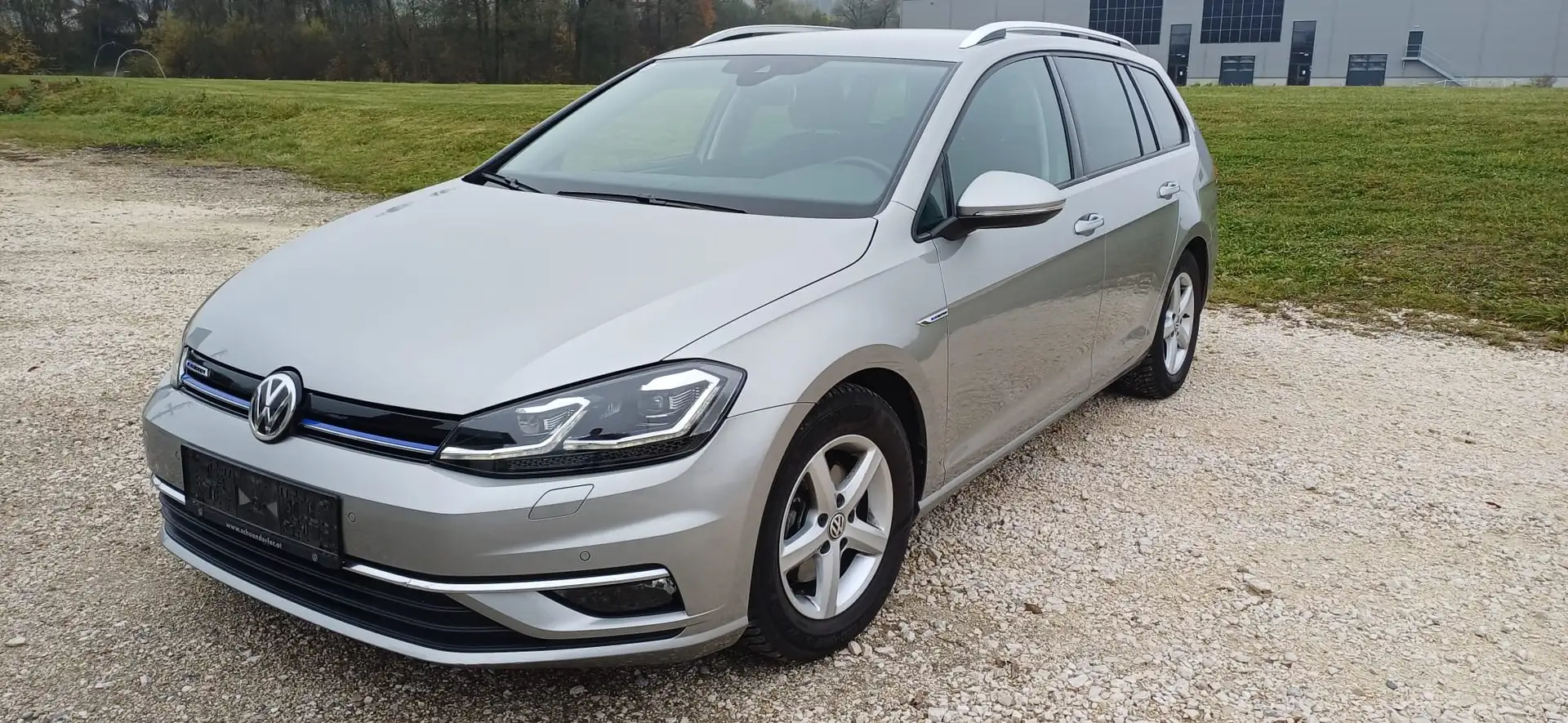 Volkswagen Golf Variant Golf Variant Rabbit 1,5 TSI DSG Silber - 1