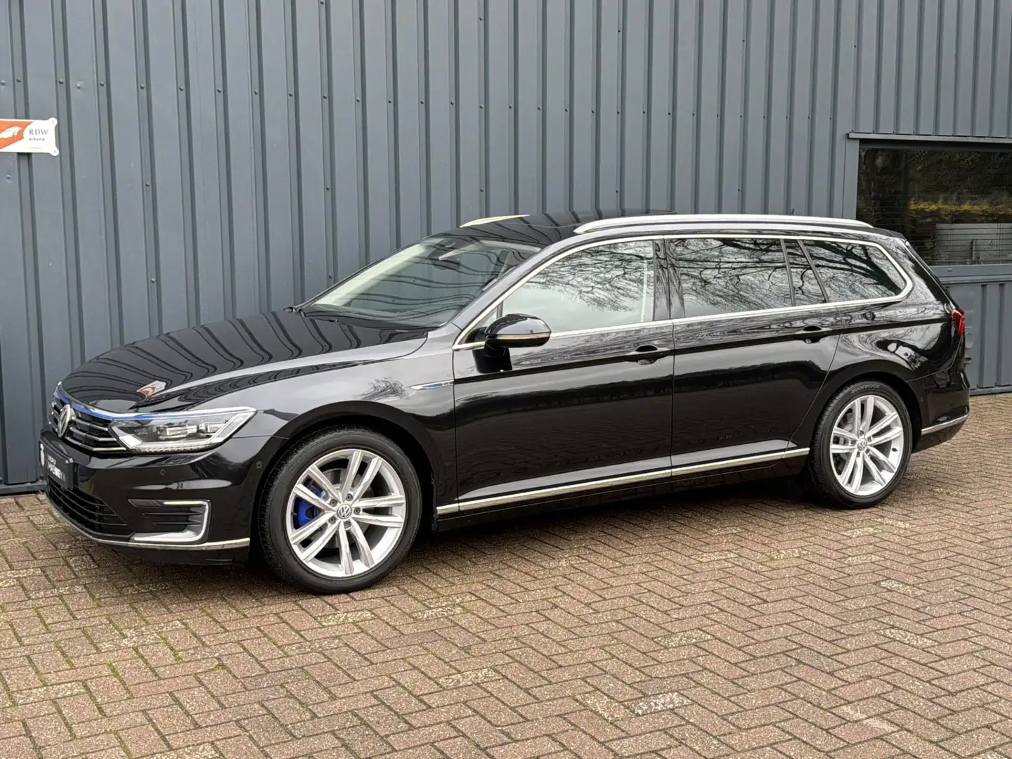 Volkswagen Passat Variant 1.4 TSI GTE Highline DYNAUDIO/HEAD UP!/ Zwart - 1