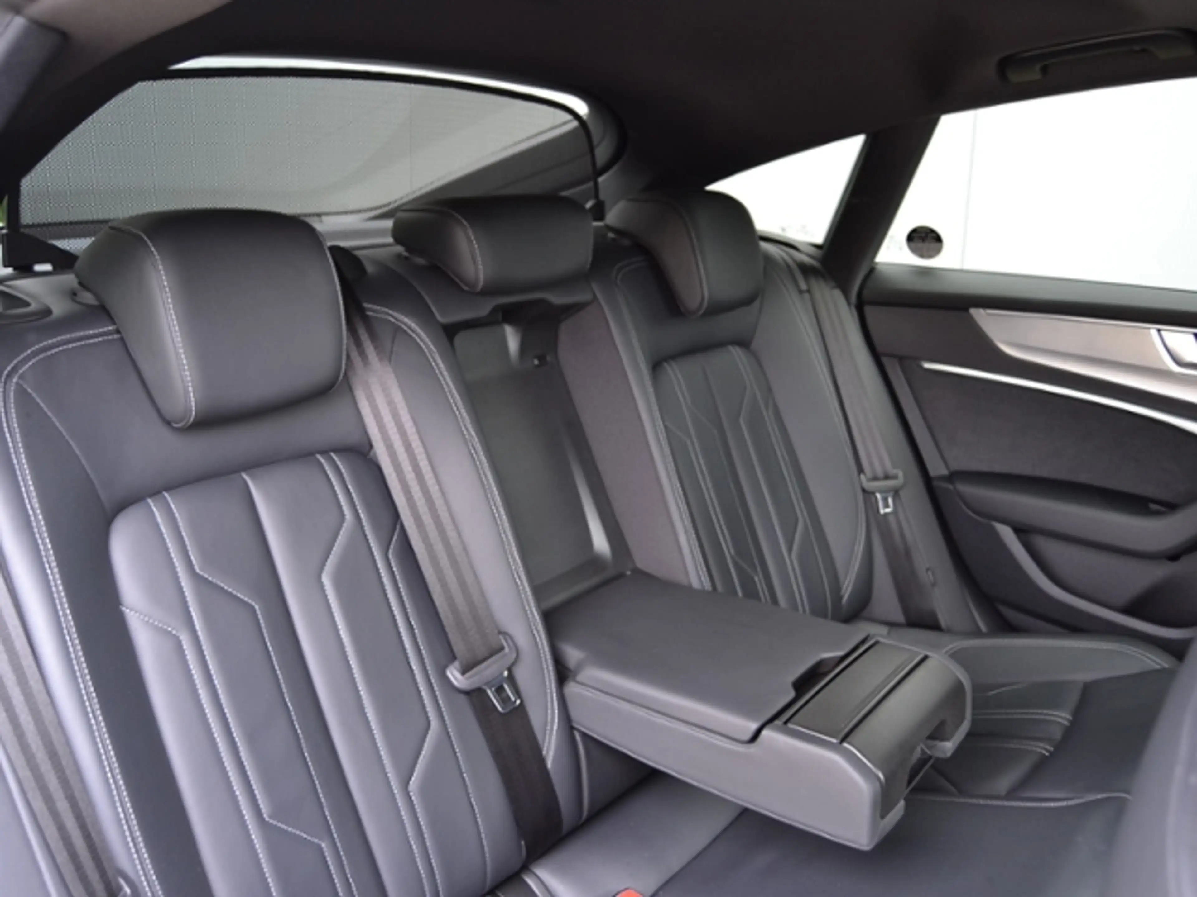Audi S7 Sportback 3.0 TDI qua. Tiptr. AHK/21-ZOLL+SFW/STA — photo 10