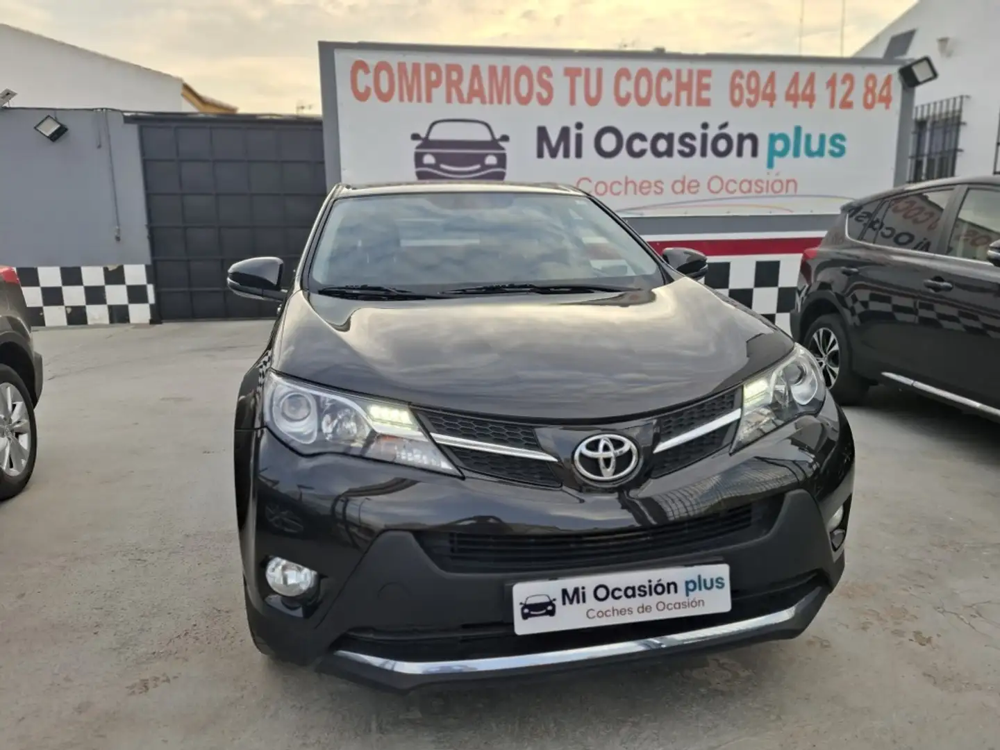 Toyota RAV 4 120D Active AWD Negro - 1
