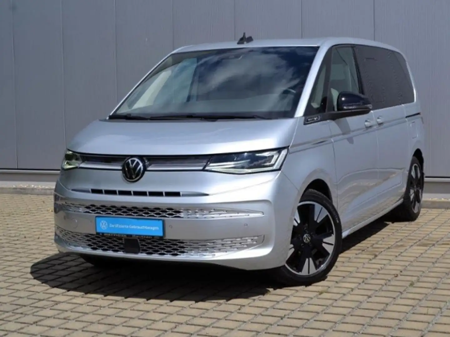 Volkswagen T7 Multivan 2.0 TDI DSG Style AHK/STAND-HZ/PANORAMA/MATRIX/19 Silber - 2