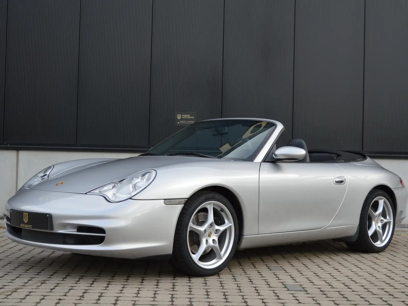 Porsche 911 carrera 3.6i cabriolet 320 ch boite méca