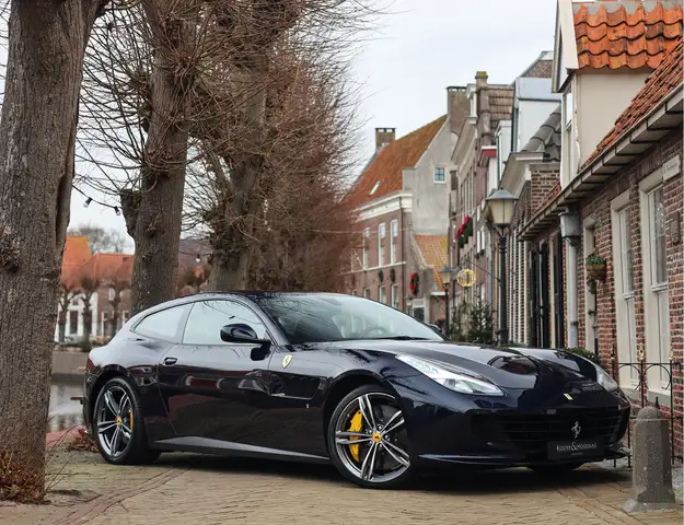Ferrari GTC4 Lusso GTC4Lusso 6.3 V12 | Atelier - Lift - Camera