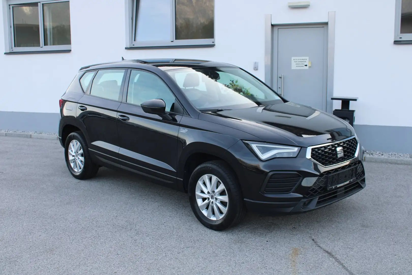 SEAT Ateca Reference 1.0 TSI Schwarz - 2