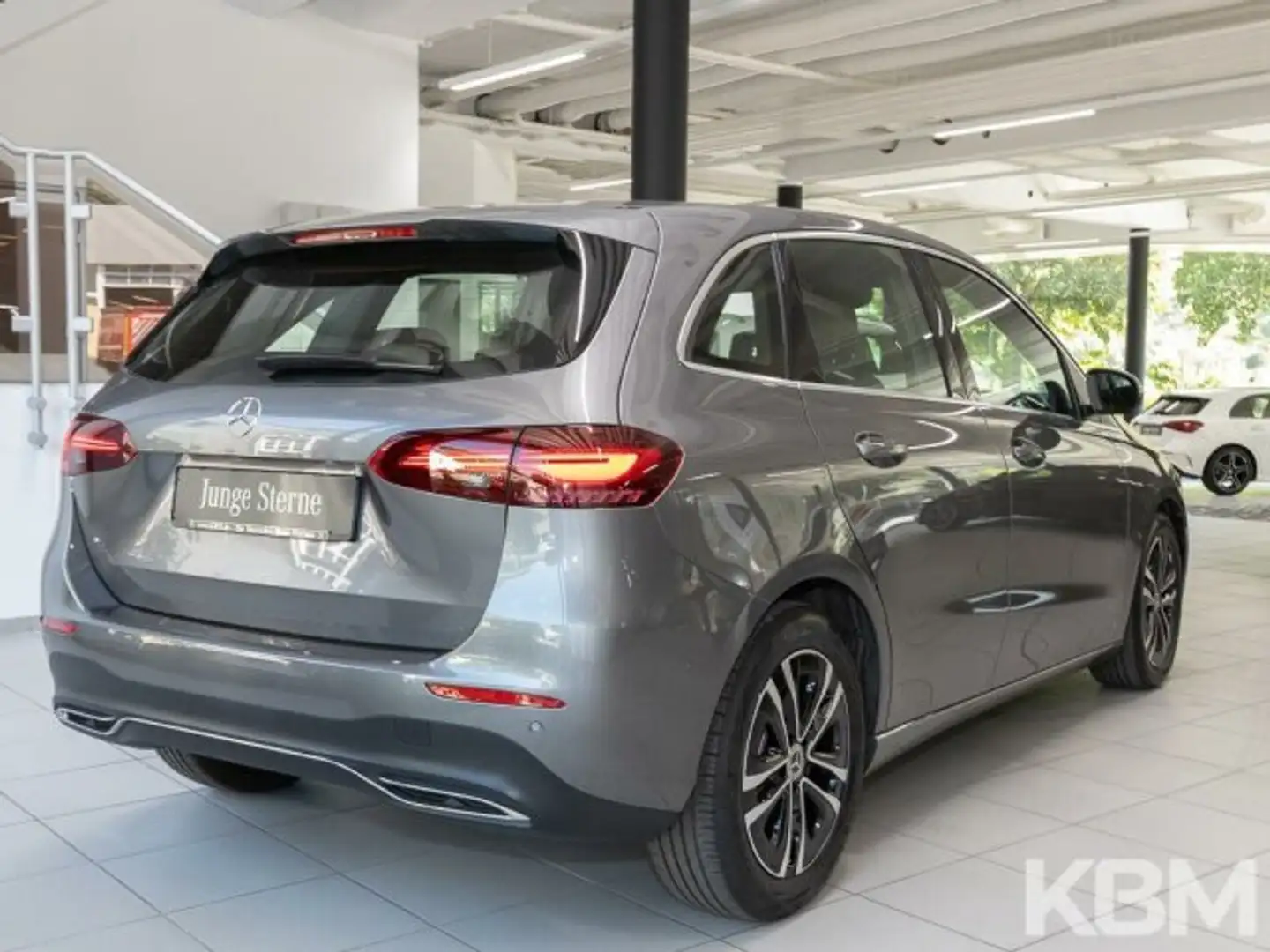 Mercedes-Benz B 180 B 180 PROGRESSIVE ADV°PTS+RFK°VOLLDIGI°THERMO Grau - 2