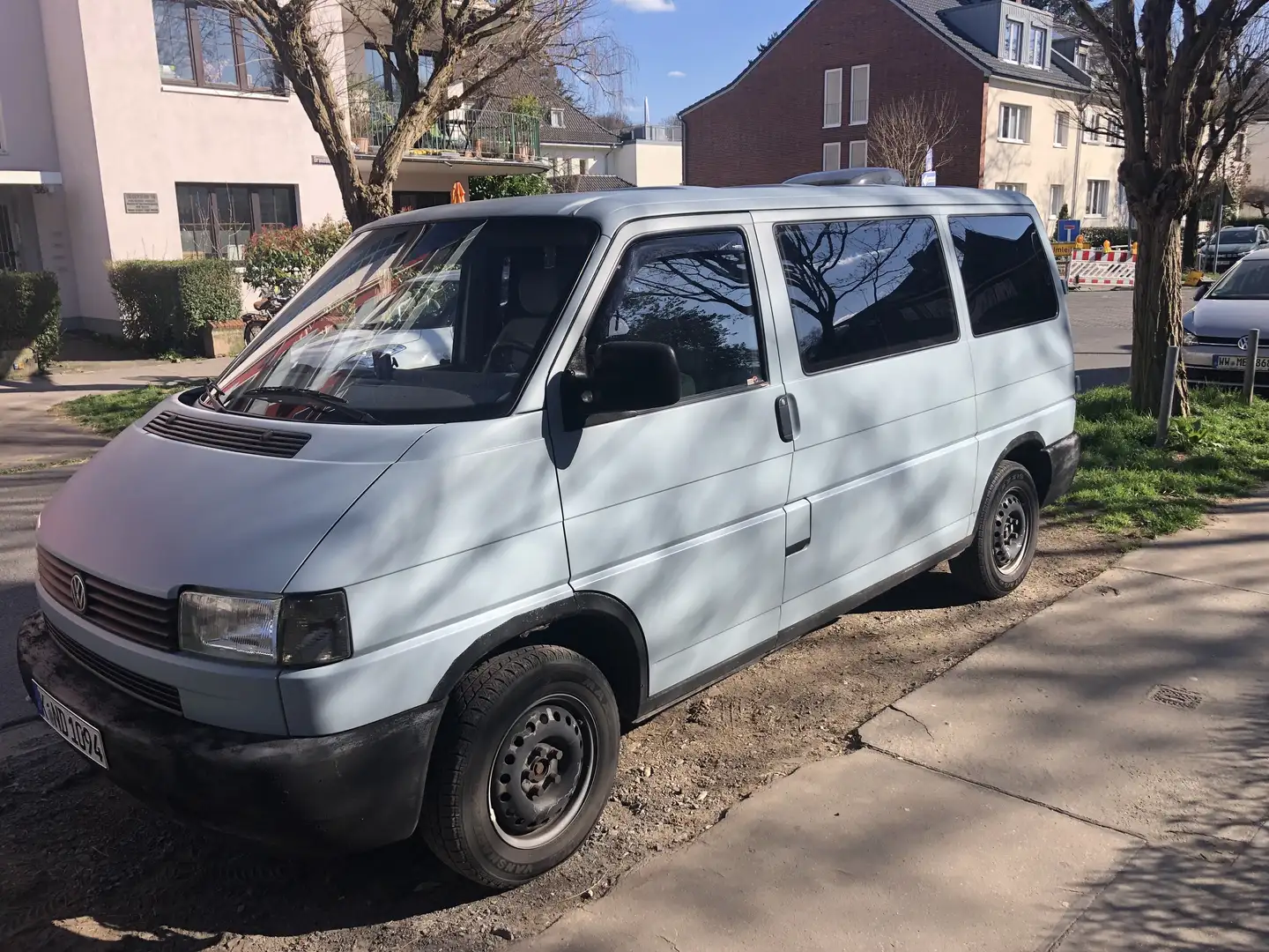 Volkswagen T4 Transporter mit Campingausbau - 2