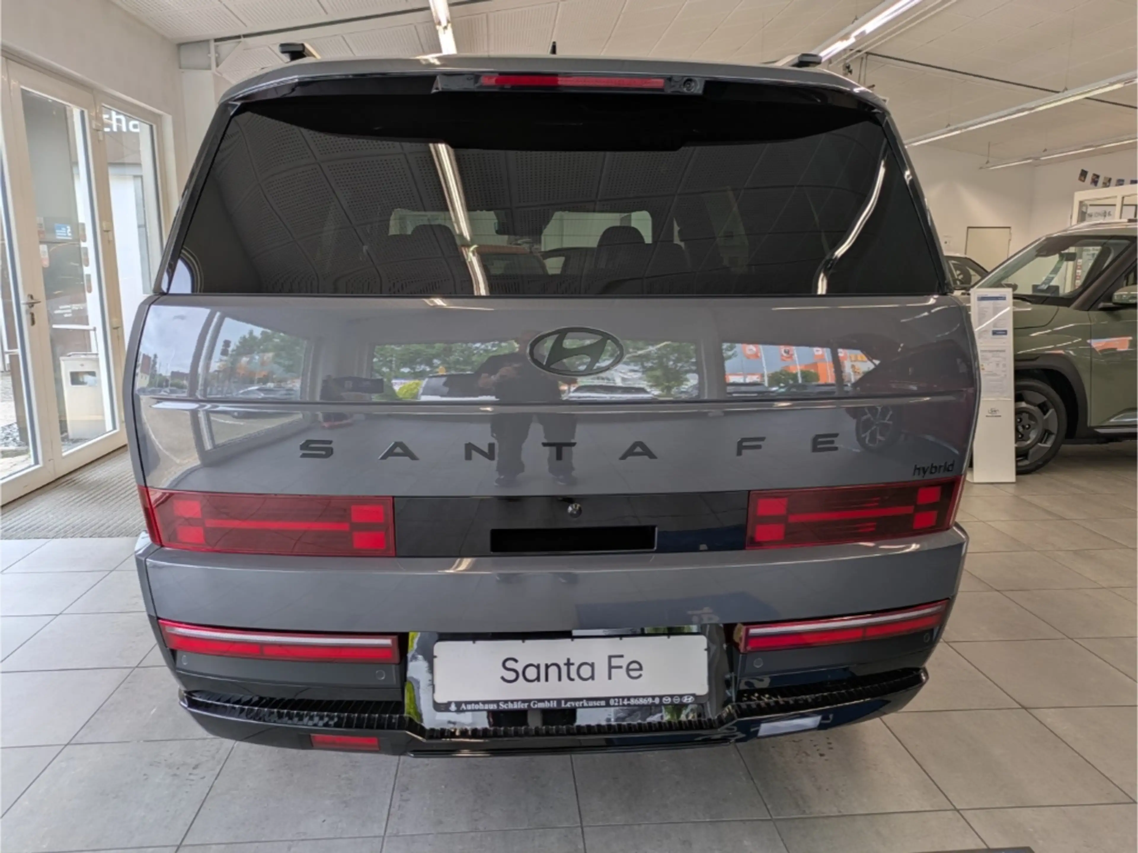 Hyundai SANTA FE HEV (MY26) BLACKLINE 1.6 T-GDI 6-AT 4WD HUD Navi L — photo 4