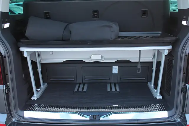 Volkswagen T6.1 Multivan Highline 2,0 TDI DSG Virtual Cockpit AHK RFK AC... Ansicht 27