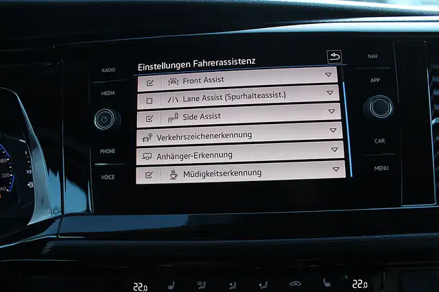 Volkswagen T6.1 Multivan Highline 2,0 TDI DSG Virtual Cockpit AHK RFK AC... Ansicht 15