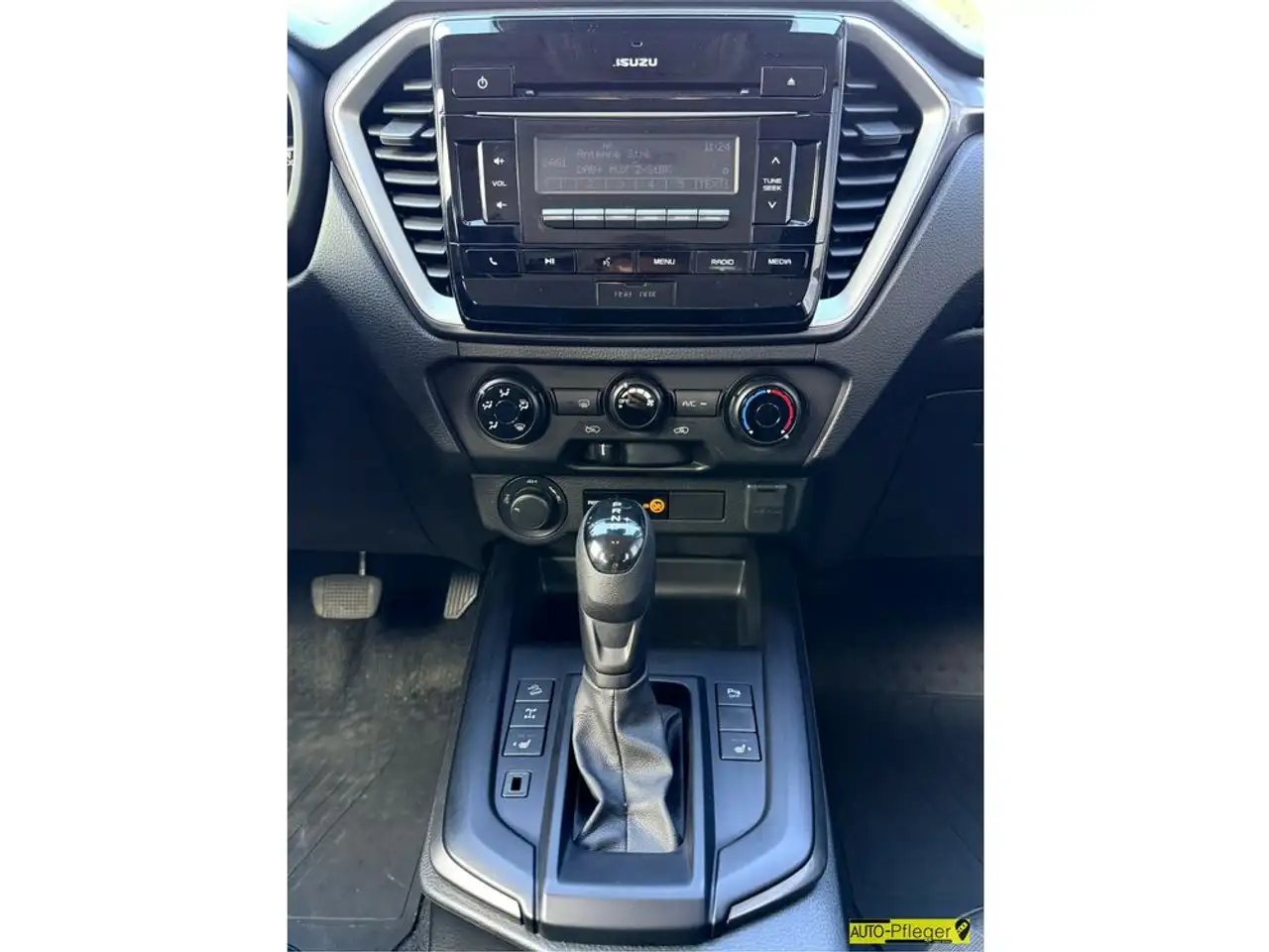 Isuzu D-Max 2024 — фото 13