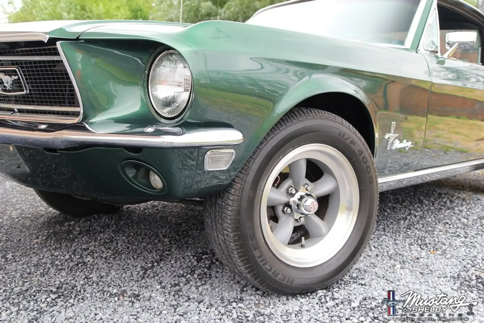 Oldtimer Ford Mustang Zielony - 2