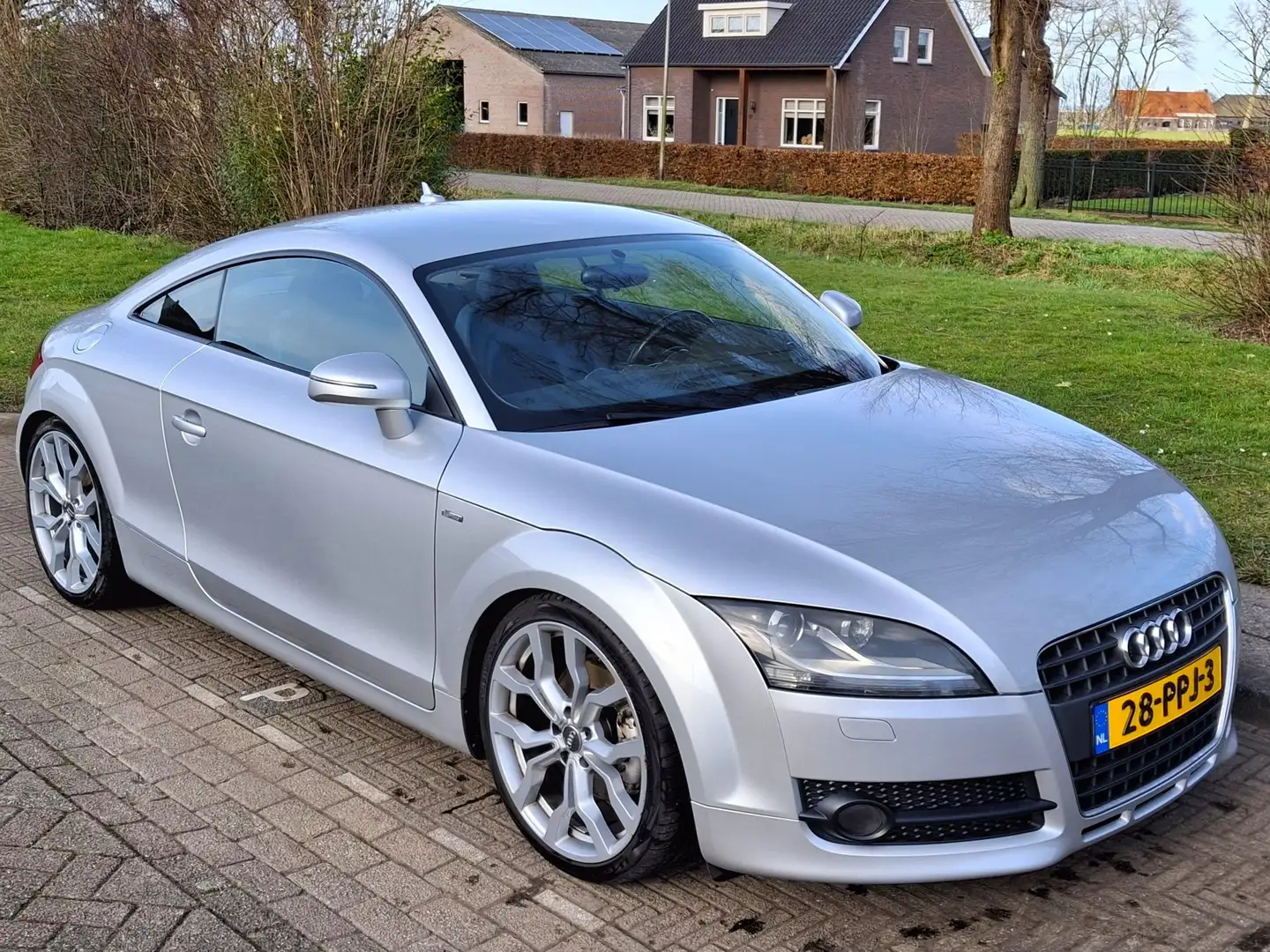 Audi TT TT 2.0 TFSI S-Line Grijs - 1