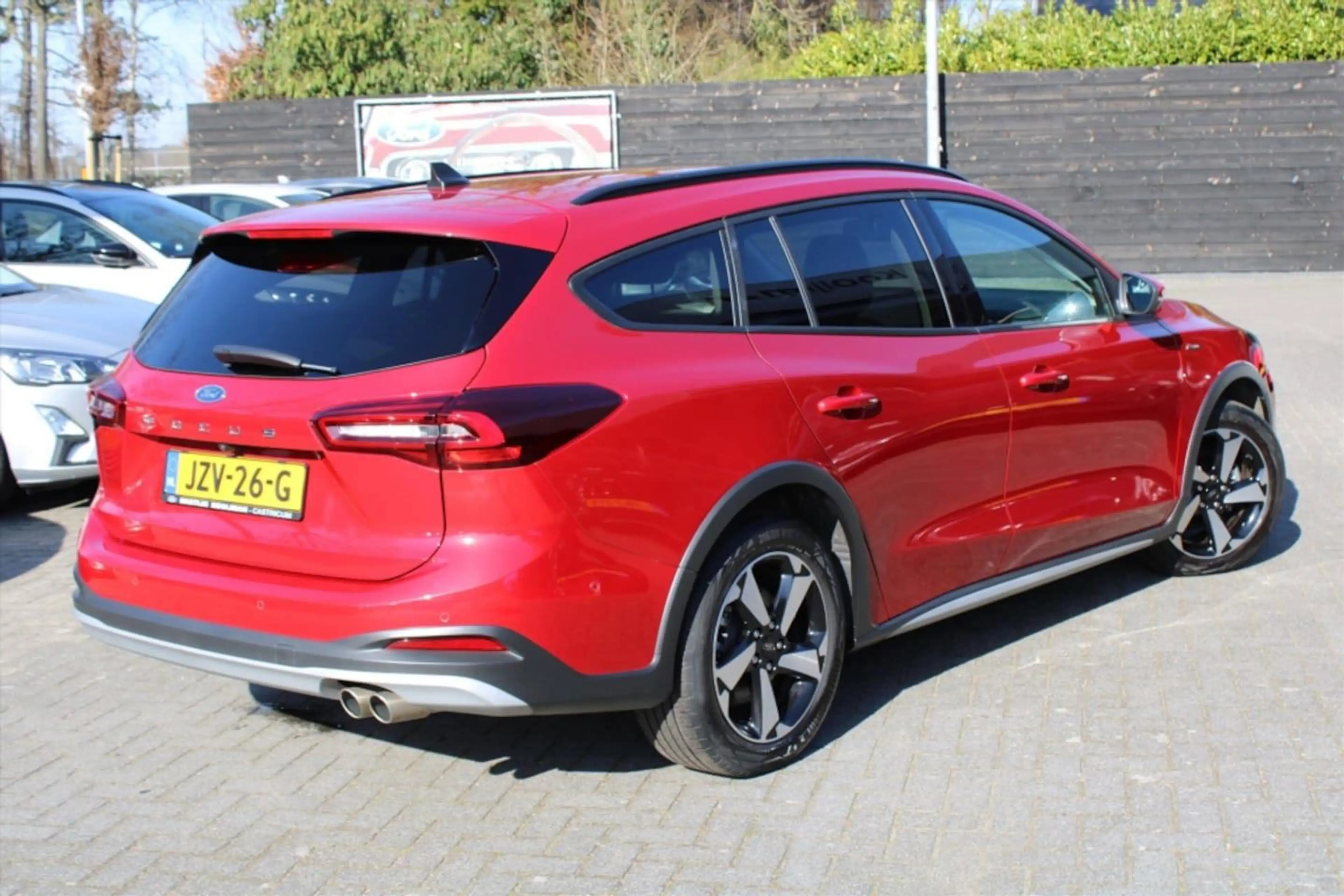 Ford Focus Wagon 1.0 EcoBoost Hybrid ST Line X — photo 5