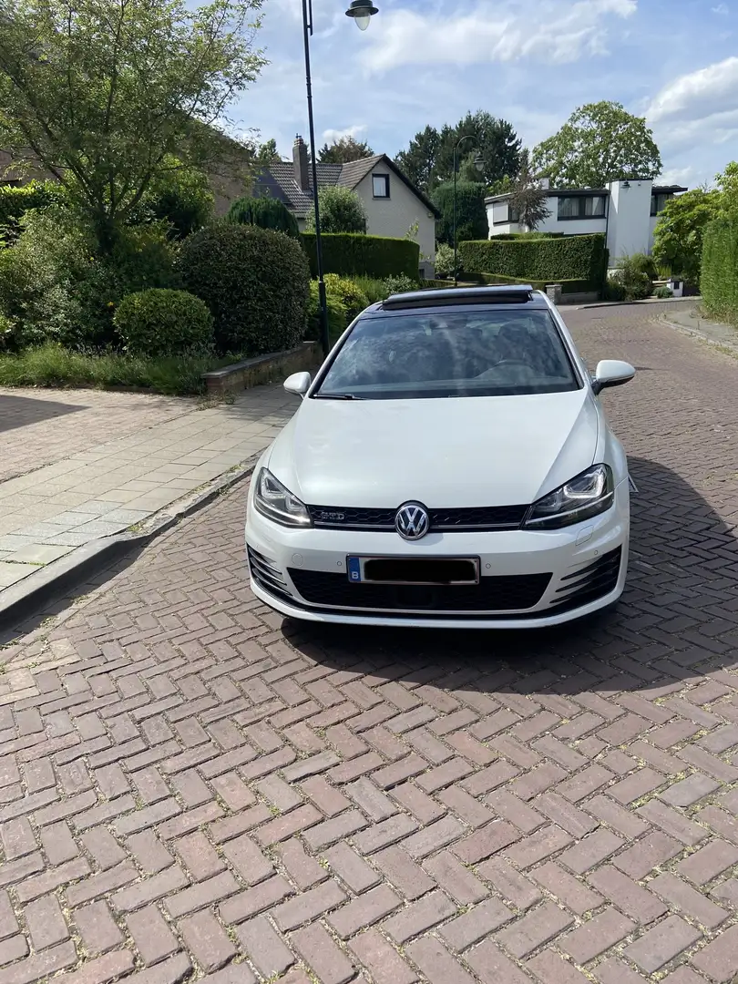 Volkswagen Golf GTD 2.0 CR TDi DSG - 2