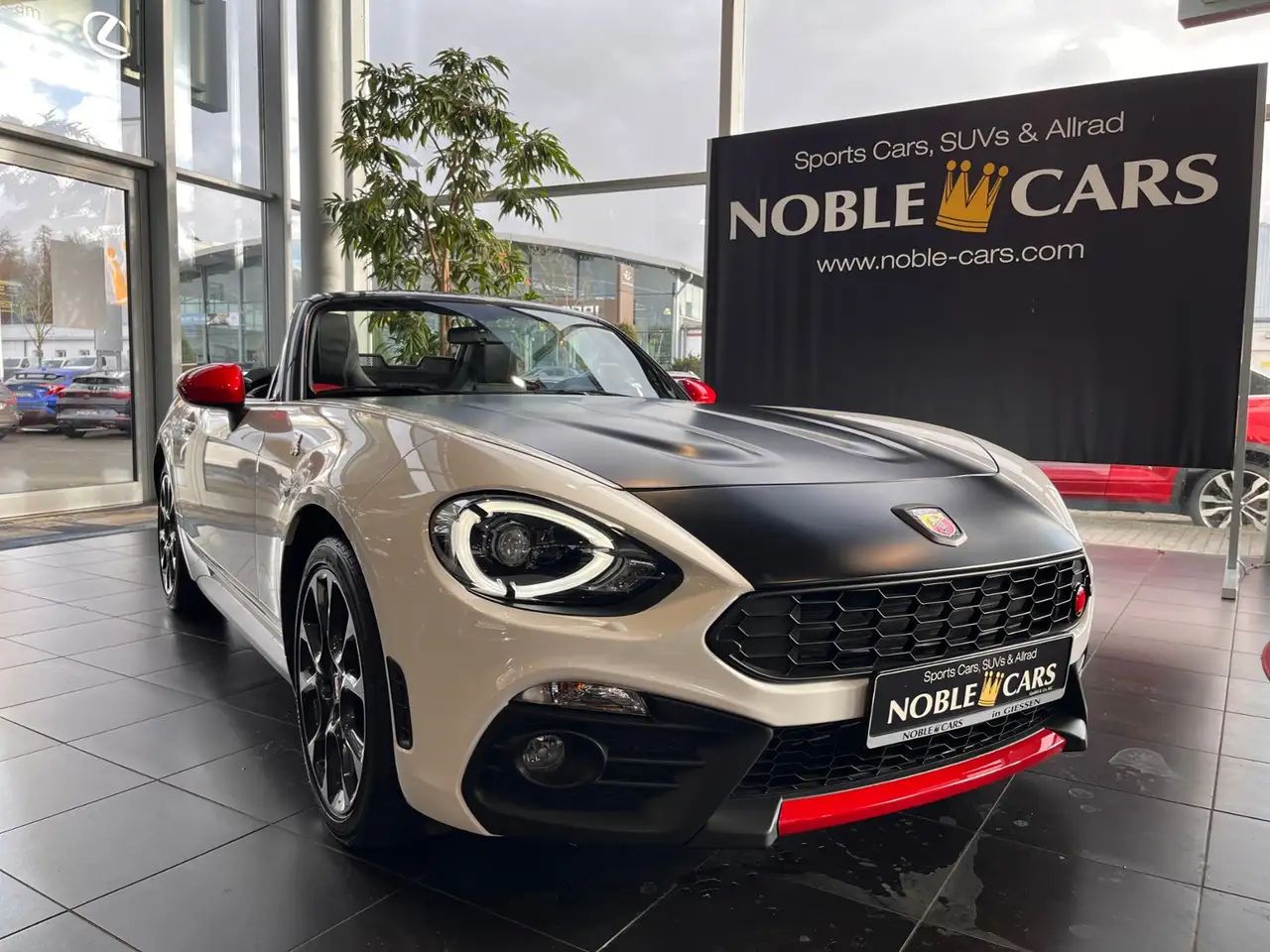 Abarth 124 Spider
