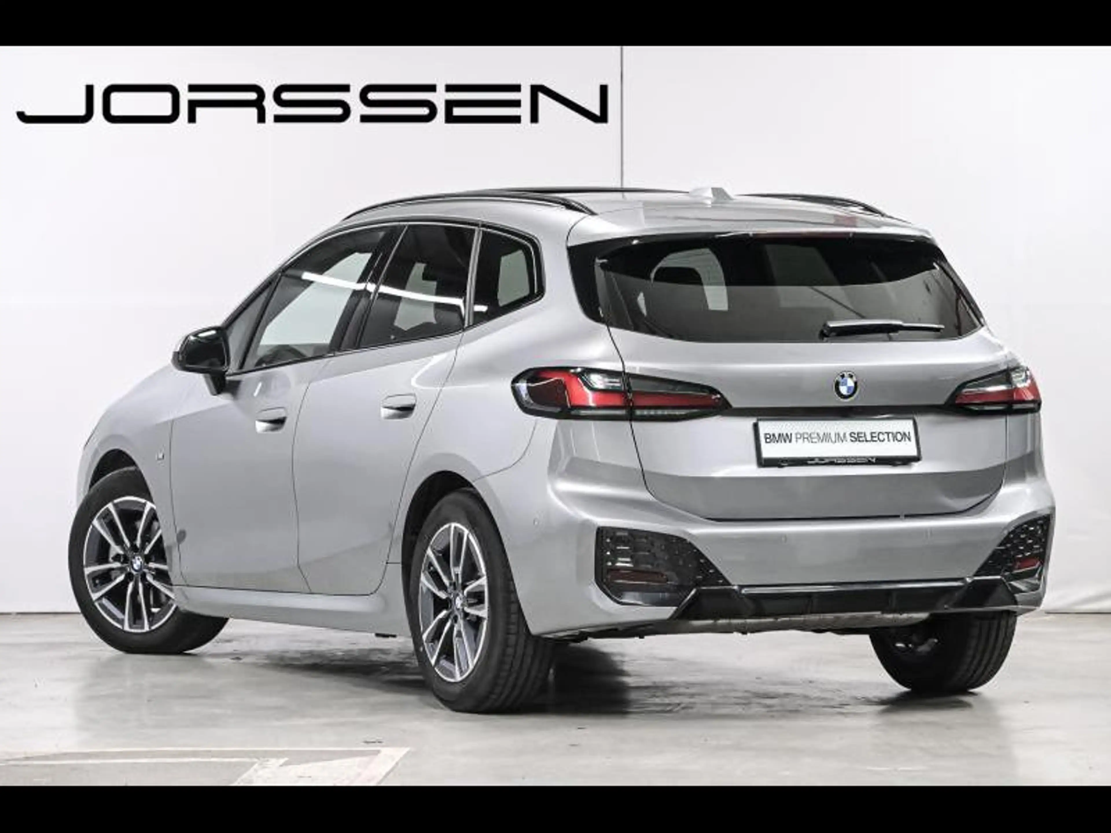 BMW 216 216i Active Tourer — photo 5