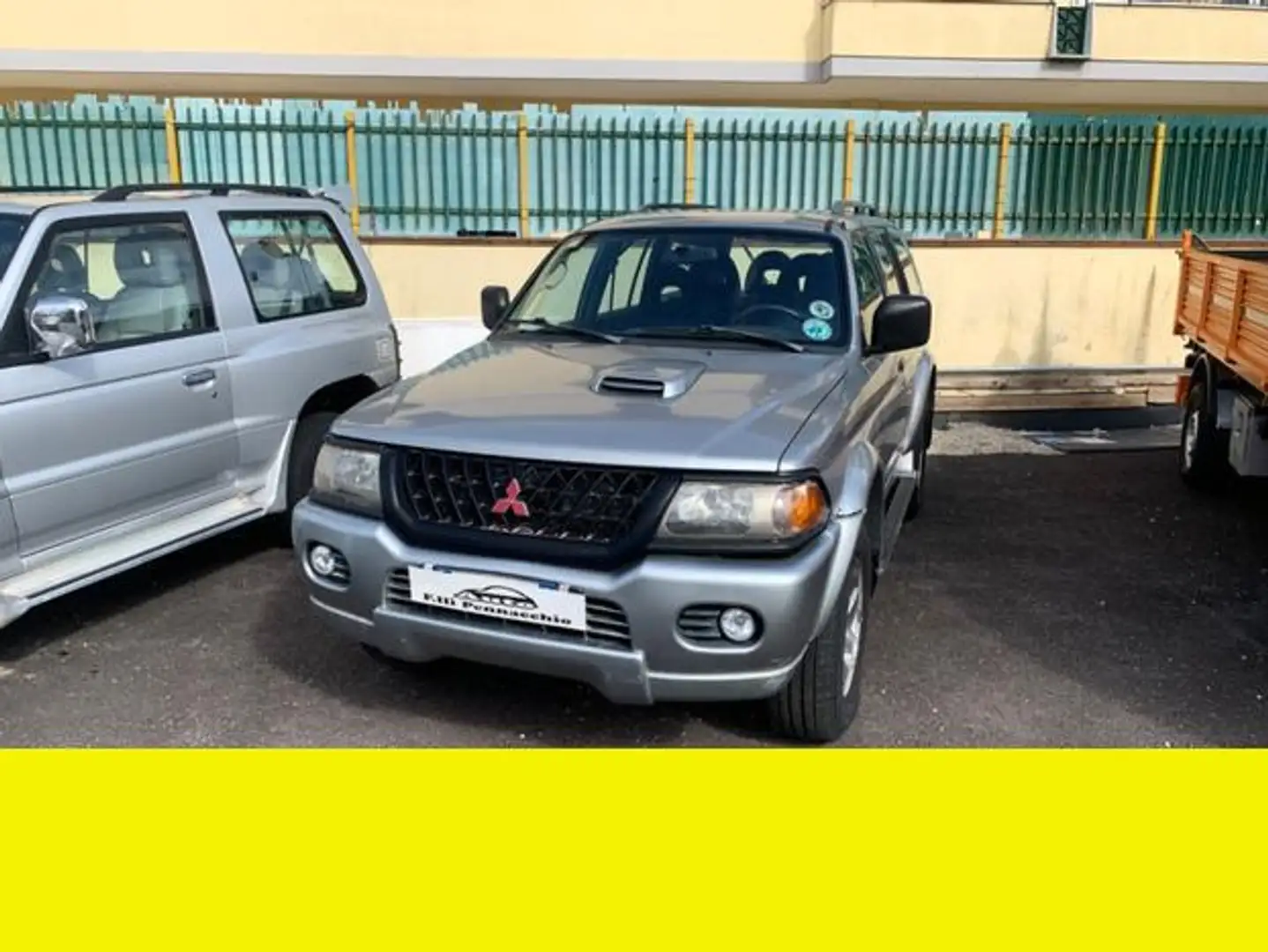 Mitsubishi Pajero Sport - 1