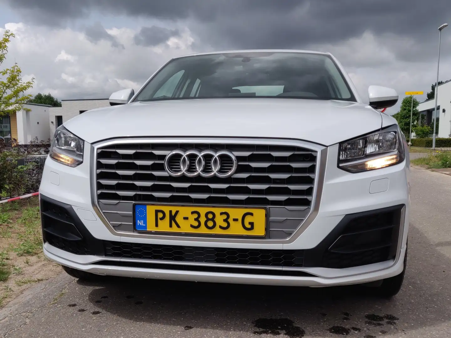 Audi Q2 1.4 TFSI CoD Design Weiß - 2