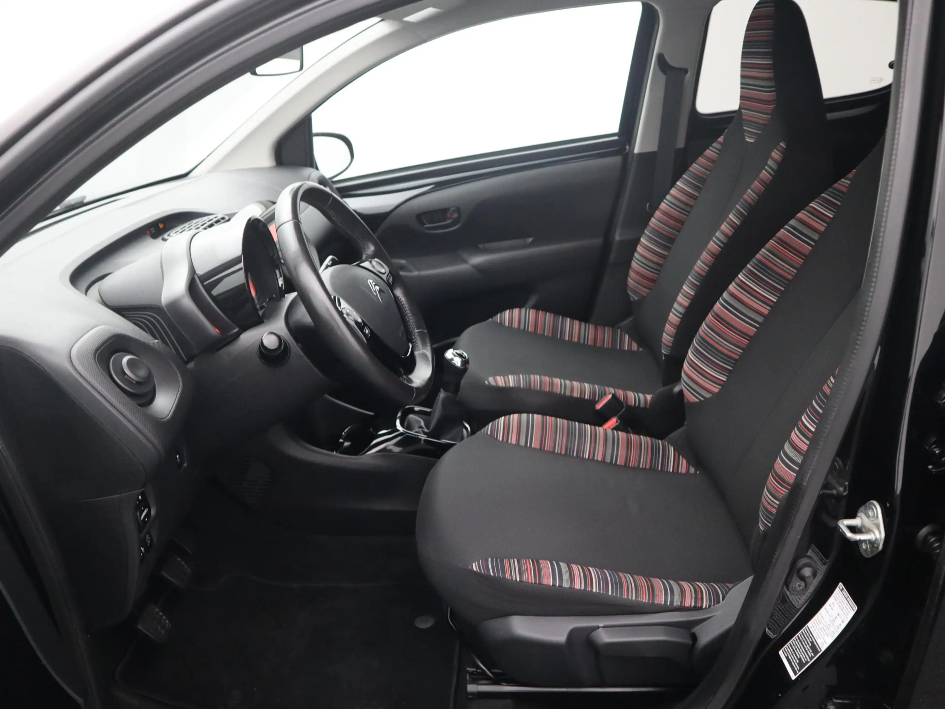 Citroen C1 1.0 VTi Feel AIRCO / BLUETOOTH / ELEK RAMEN / NL-A — photo 17