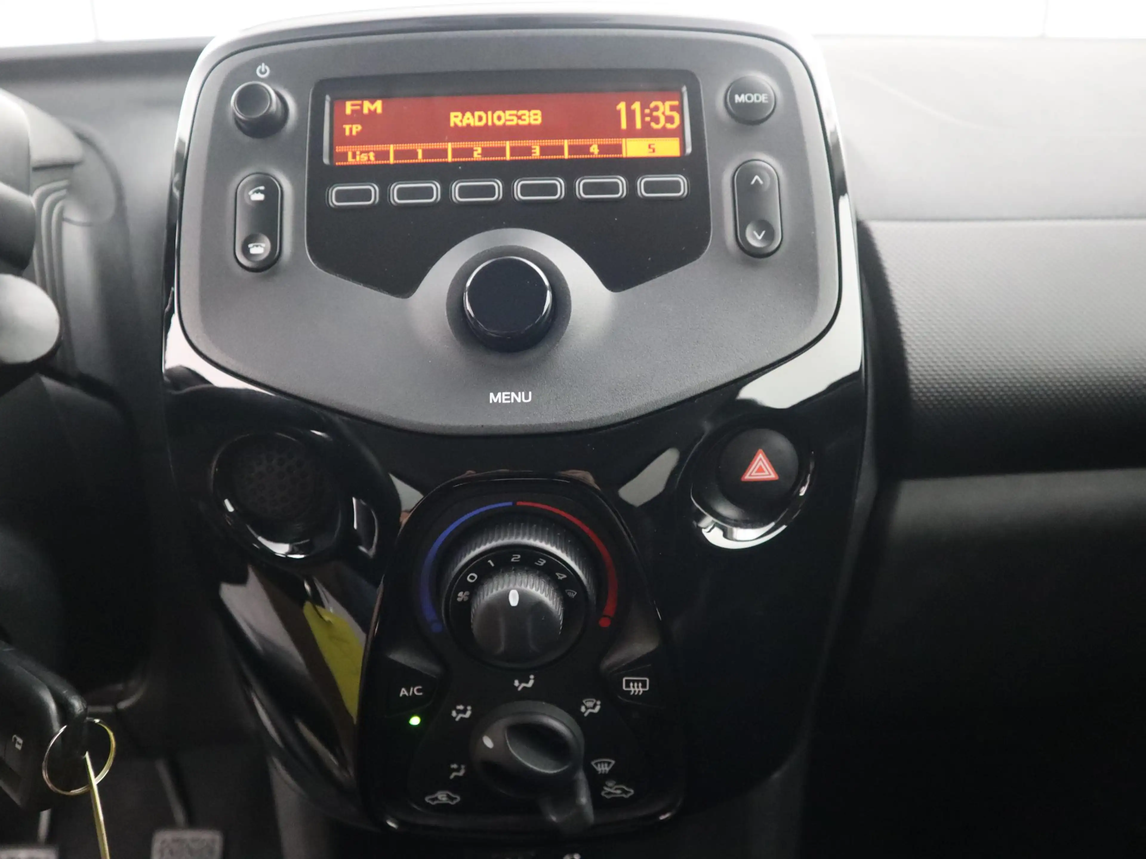 Citroen C1 1.0 VTi Feel AIRCO / BLUETOOTH / ELEK RAMEN / NL-A — photo 9