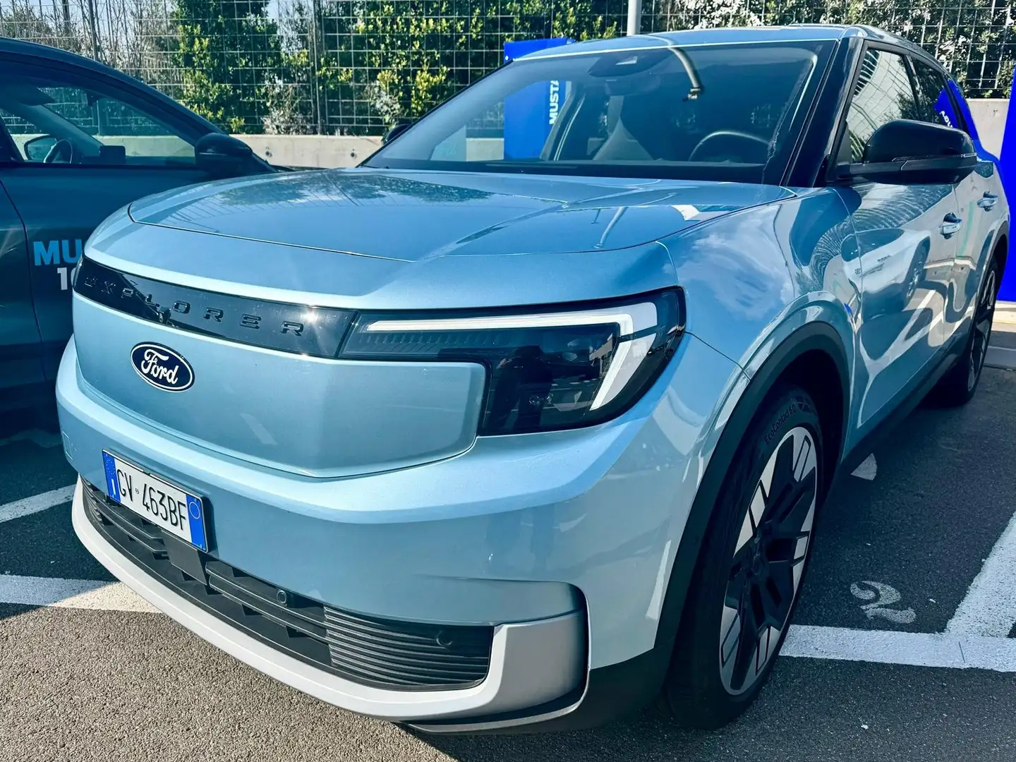 Ford Explorer EXPLORER PREMIUM EXTENDED 288 CV AUT RWD Blu/Azzurro - 1