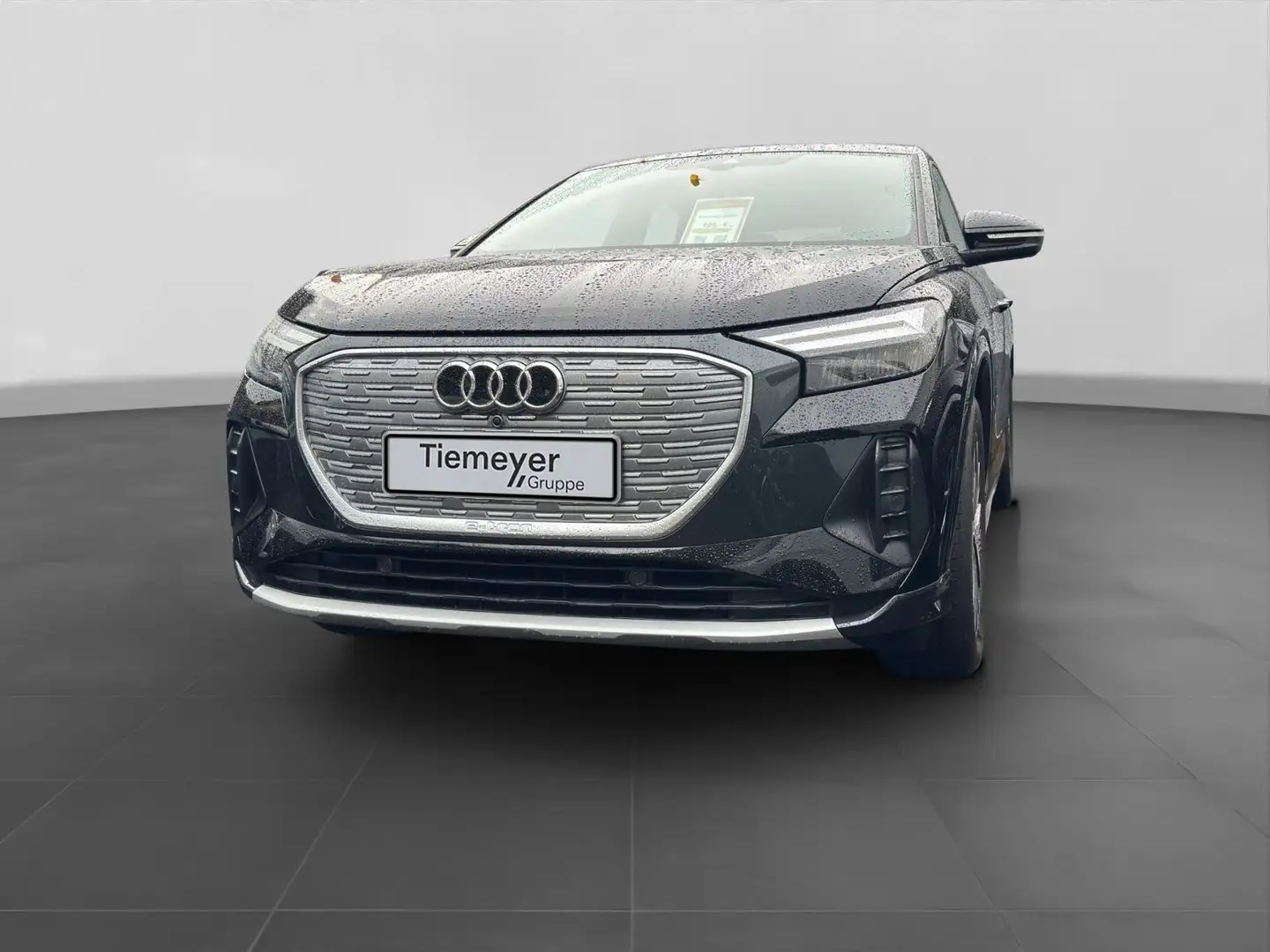 Audi Q4 e-tron Sportback 35 ADVANCED SHZG Schwarz - 2