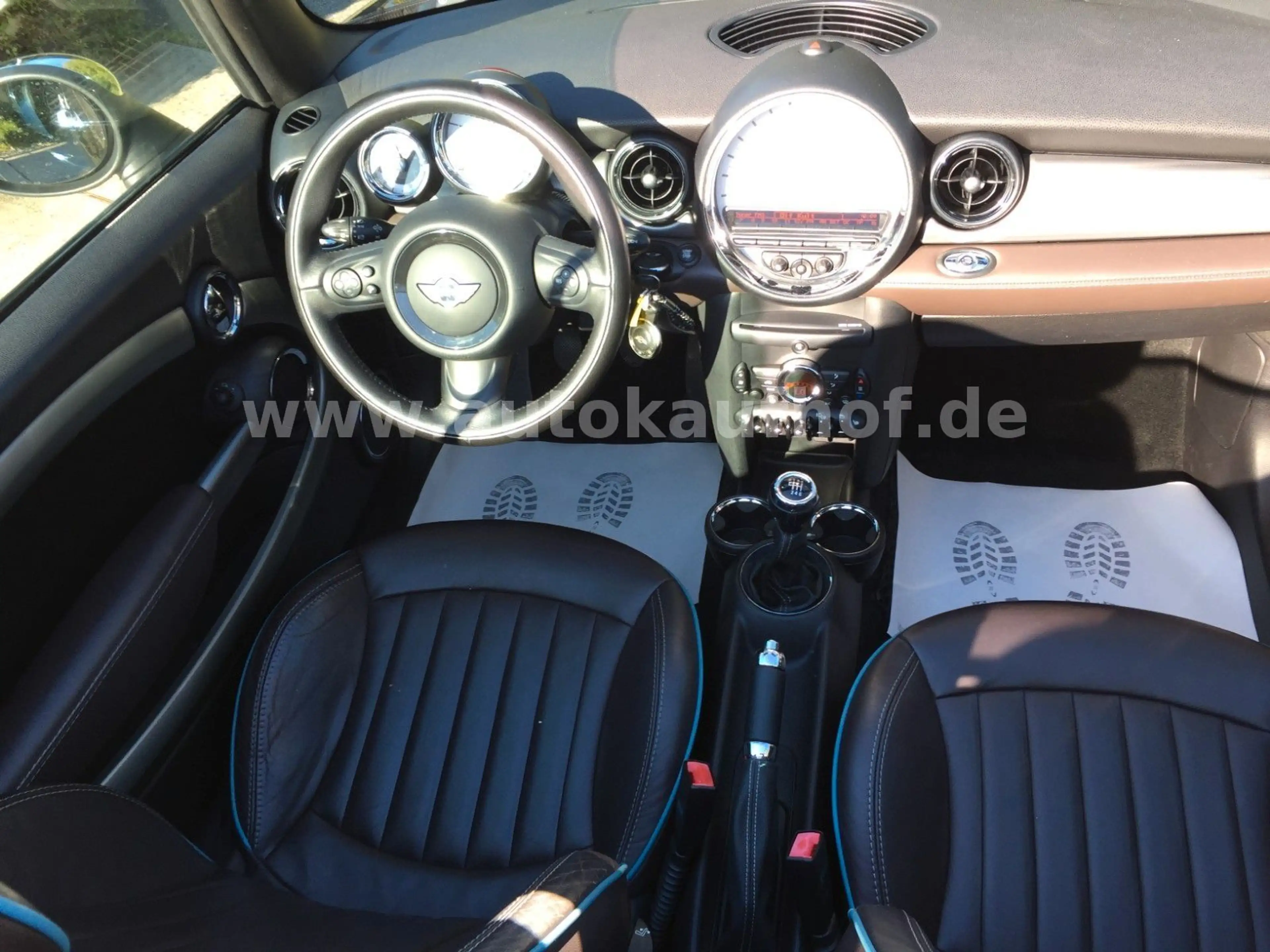 MINI Cooper Cabrio COOPER Cabrio Highgate *Leder+SHZ* — photo 12