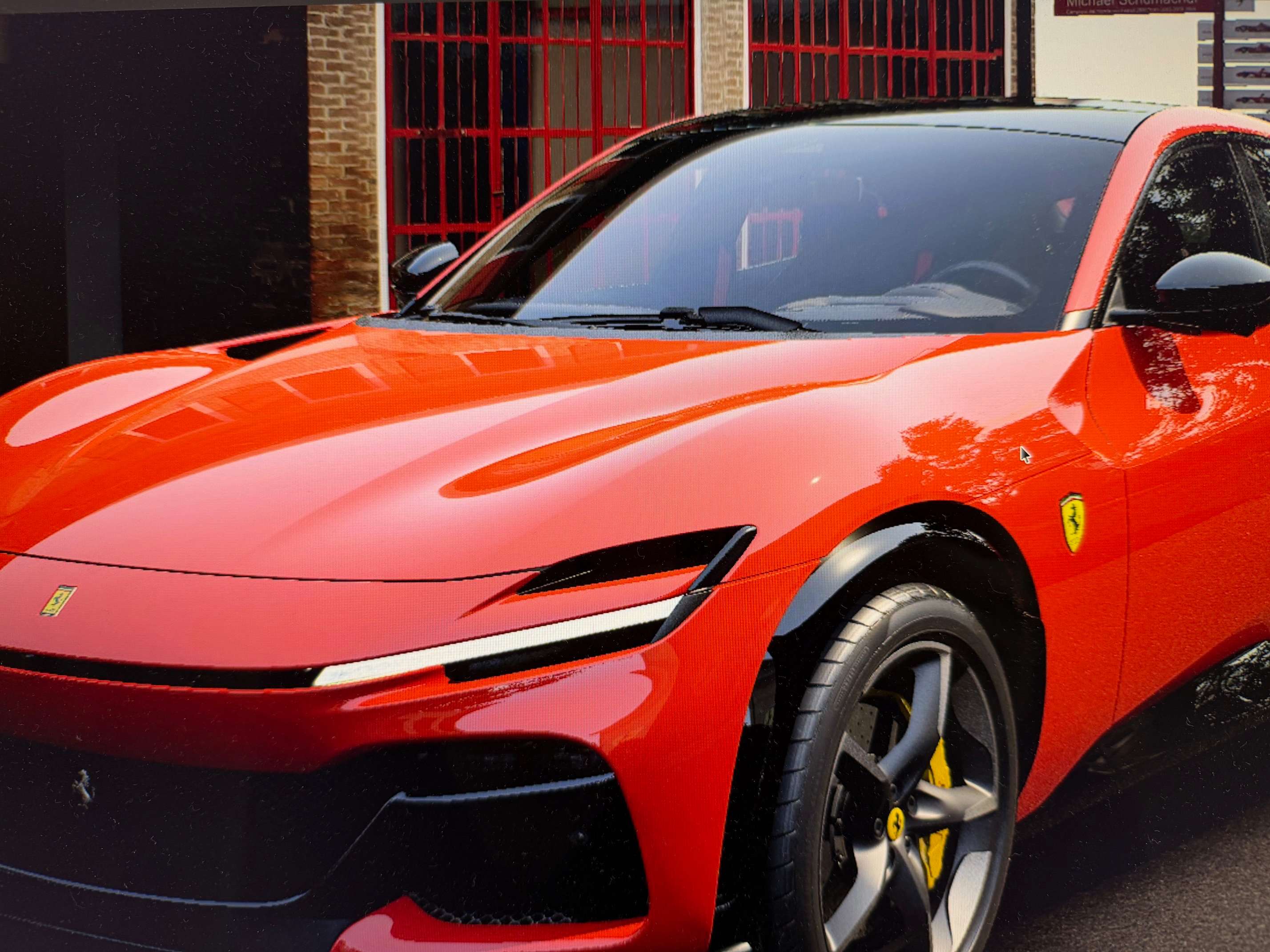 Second hand Ferrari Purosangue 