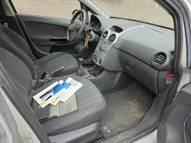 Opel Corsa view 26