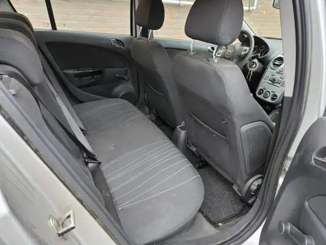 Opel Corsa view 27