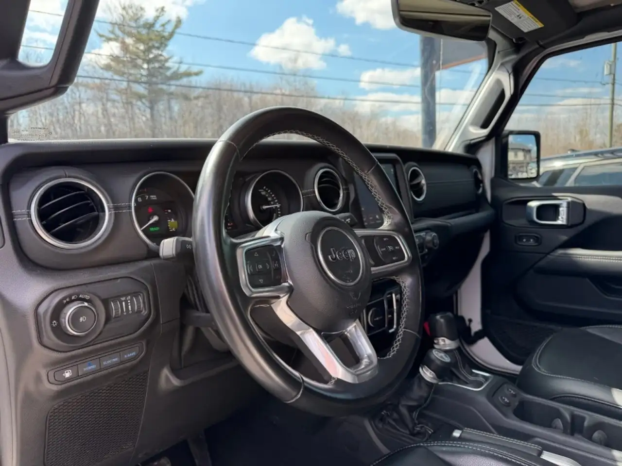 Jeep Wrangler снимка Jeep Wrangler