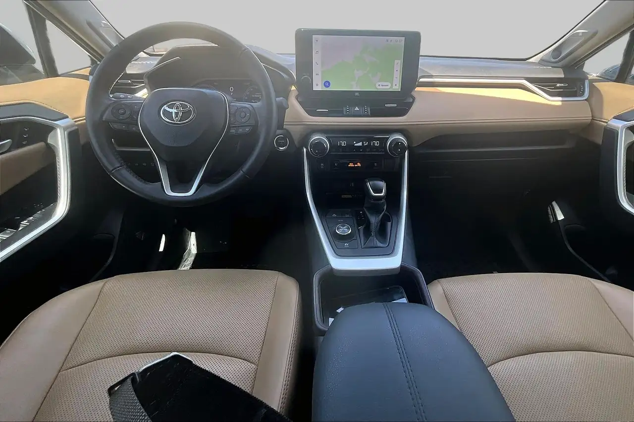 Toyota RAV 4 снимка Toyota RAV 4