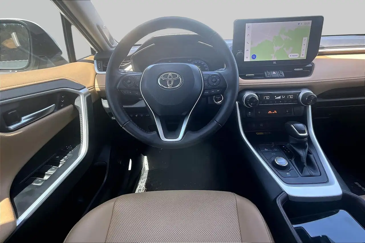 Toyota RAV 4 снимка Toyota RAV 4