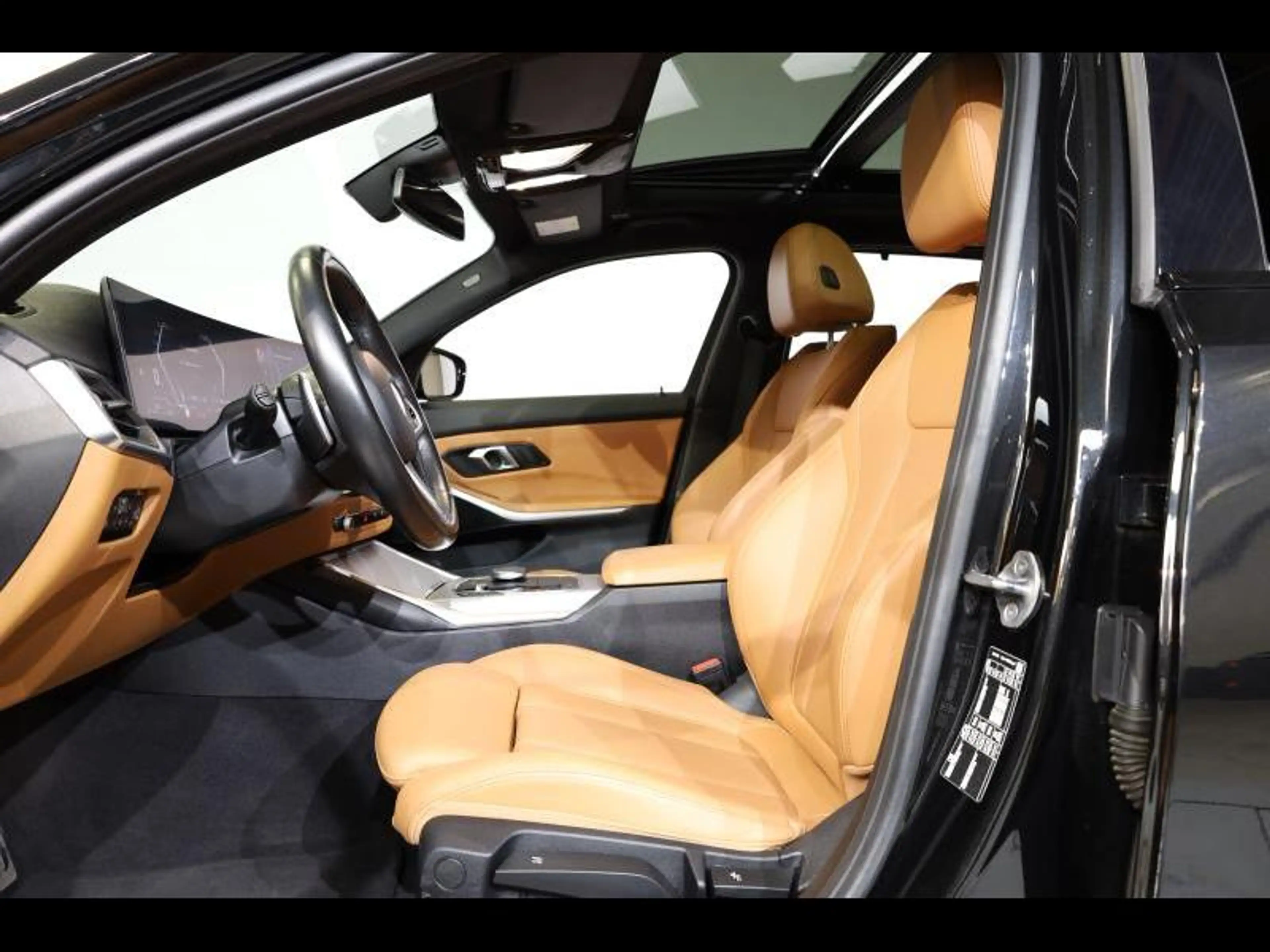 BMW 316 d Touring Kit M Sport — photo 9