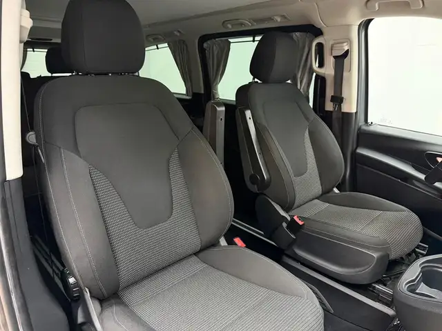 Mercedes-Benz 250 view 14