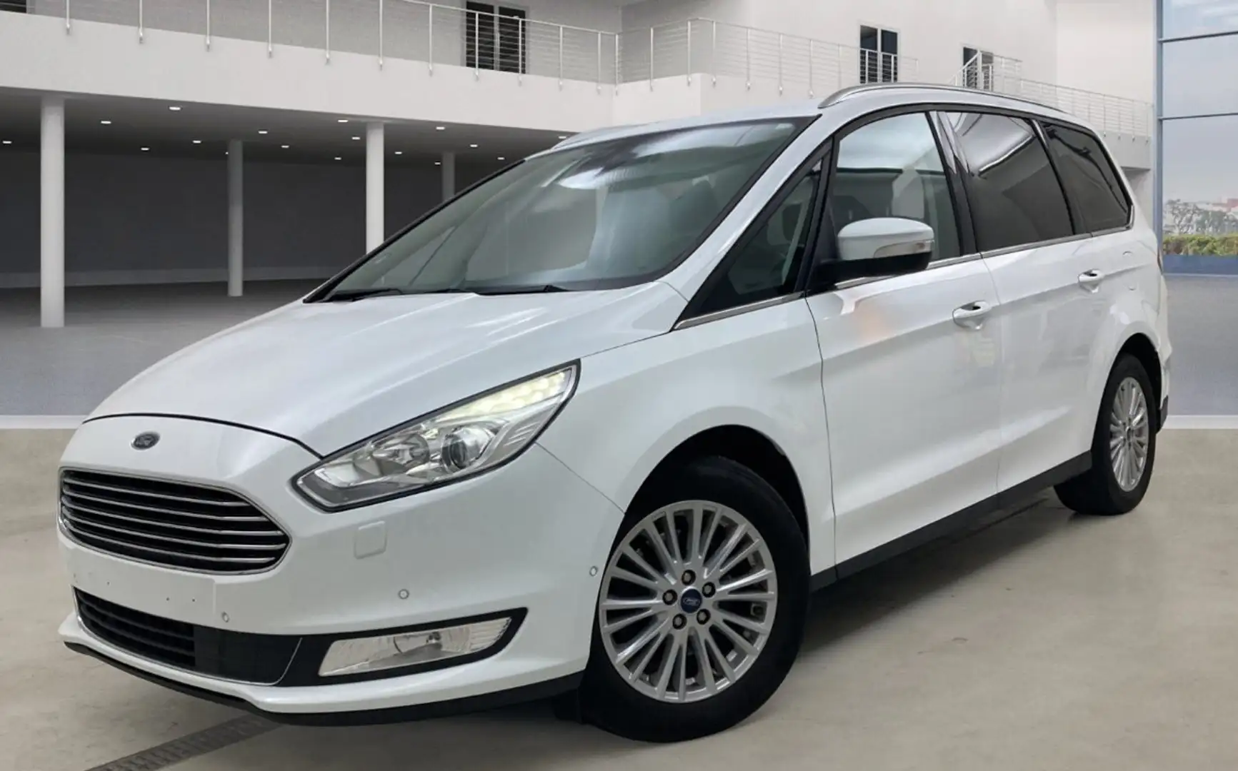 Ford Galaxy Titanium NAVI*AHK*7 SITZER*TEMP*1 HAND White - 1