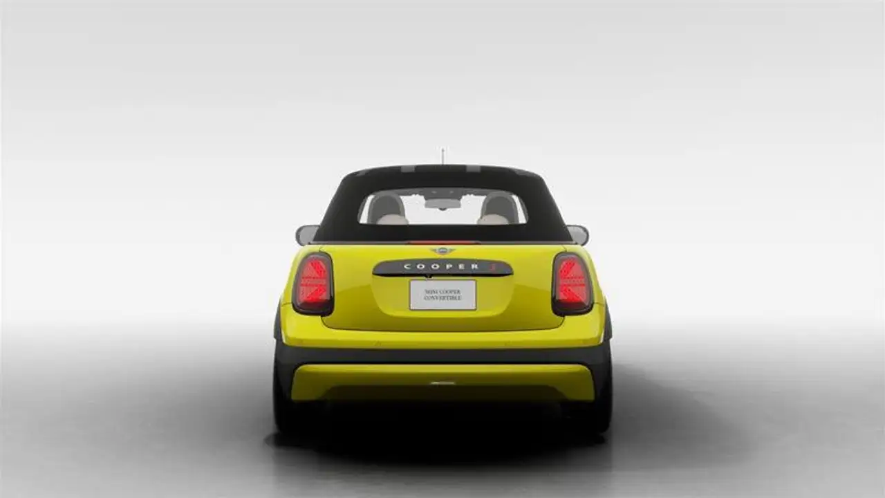 MINI Convertible снимка MINI Convertible